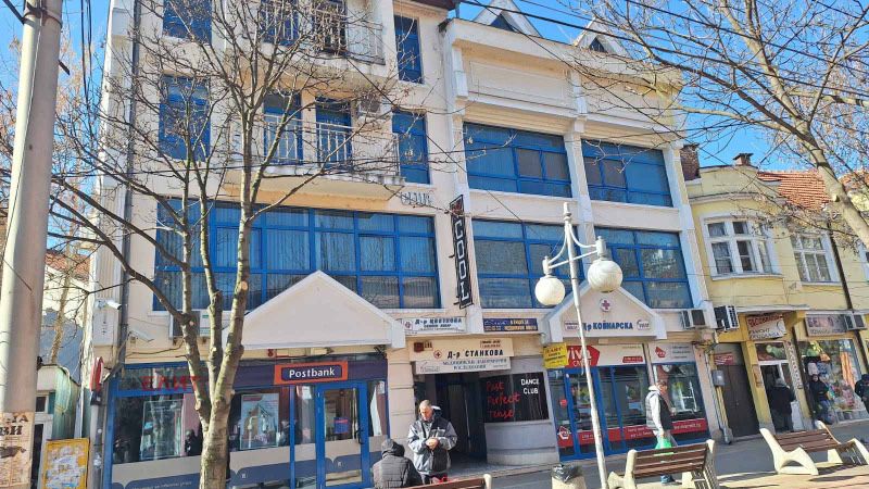 Помещение под наем в идеален център