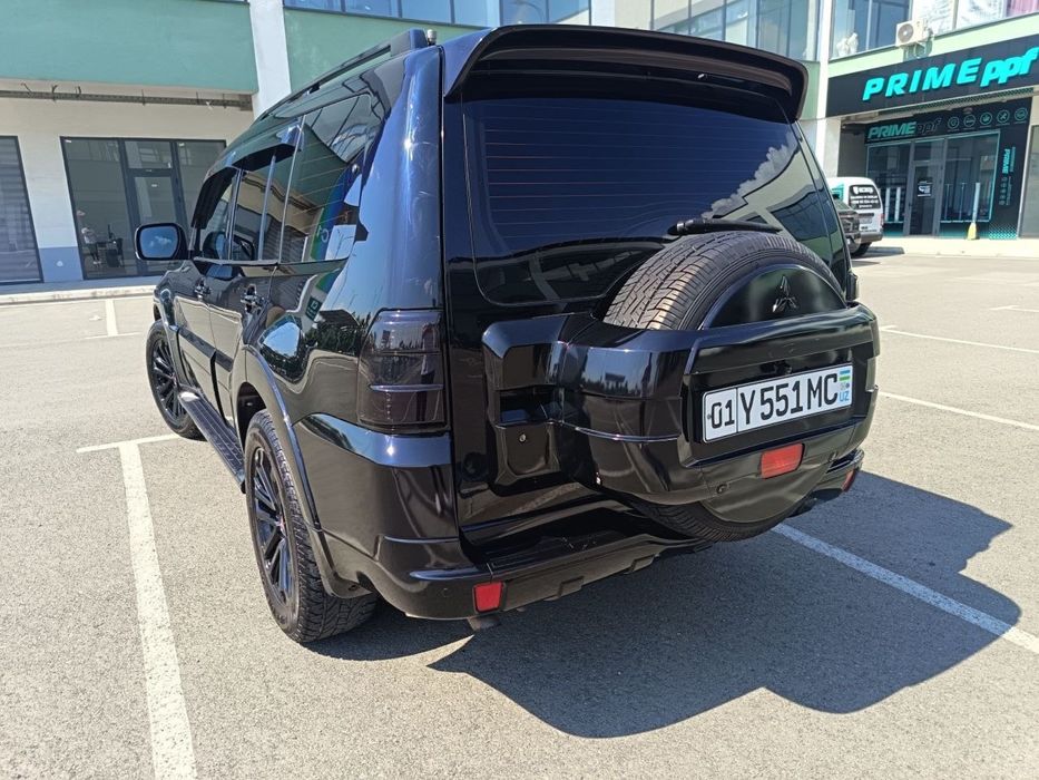 Mitsubishi Pajero 4