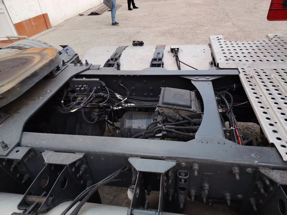 VOLVO FH 2011 YIL Tel qilib gaplashing