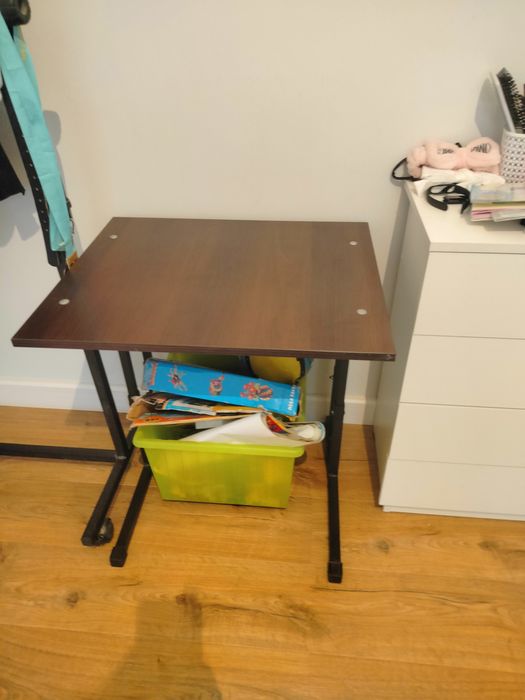 Стол ученический