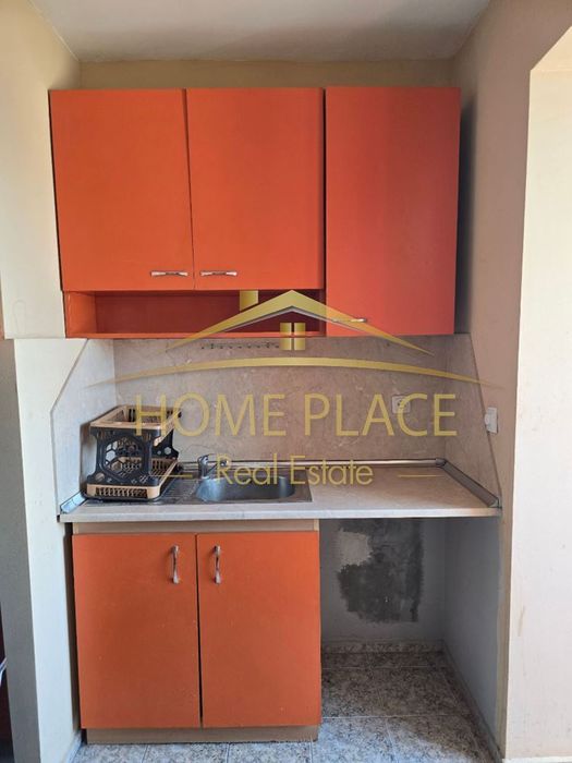 Продава се Тристаен апартамент в Варна, Левски - 60 кв.м за 1127 €/кв.м - Снимка #2