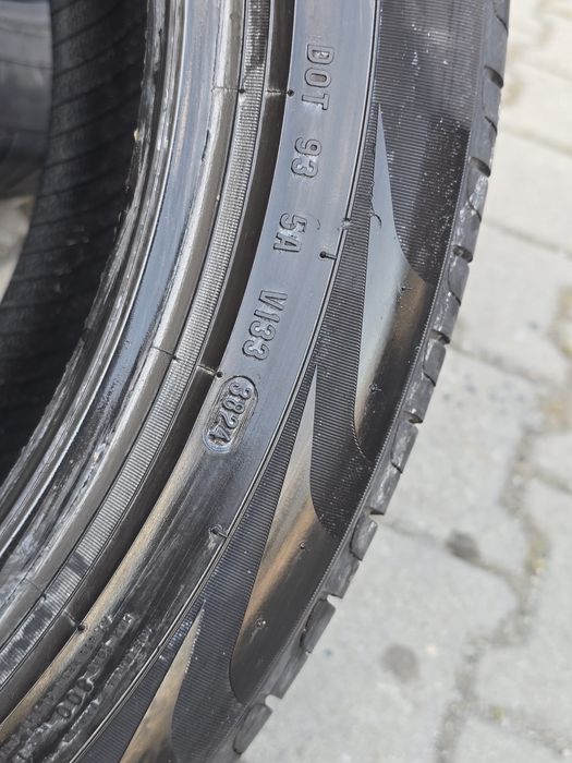 255 45 19 Pirelli 2 бр.
