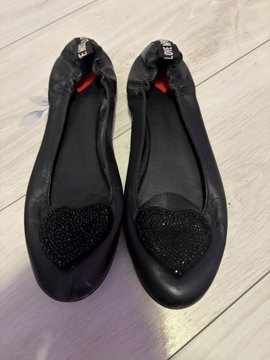 Дамски черни пантофки Moshino