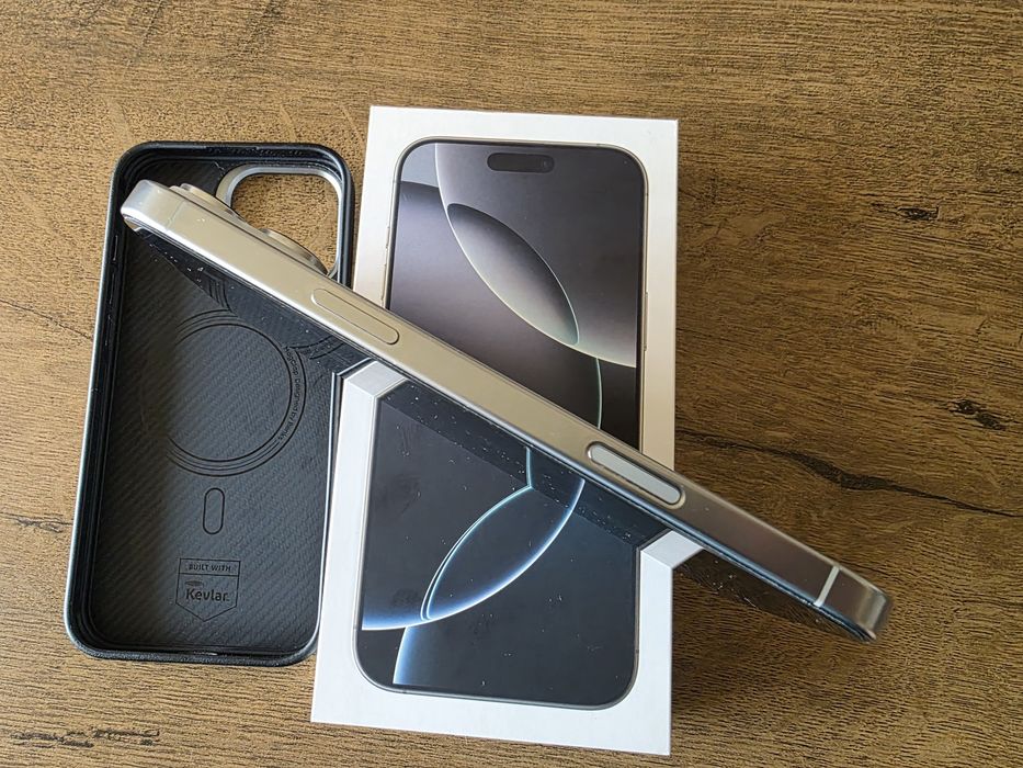 iPhone 16 Pro Max White Titanium 256GB Гаранция