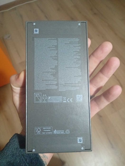 Samsung Galaxy Z Filip7 FE 8GB Rm 128GB Black