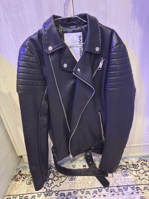 Куртки. Пальто.