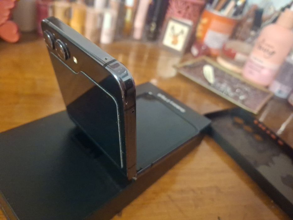 Samsung z flip 5