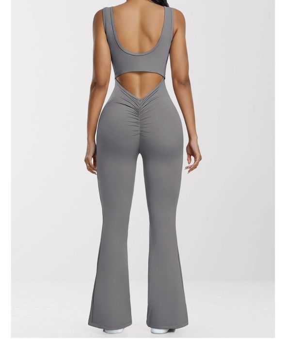 Salopeta ,pantaloni ,body  bluze