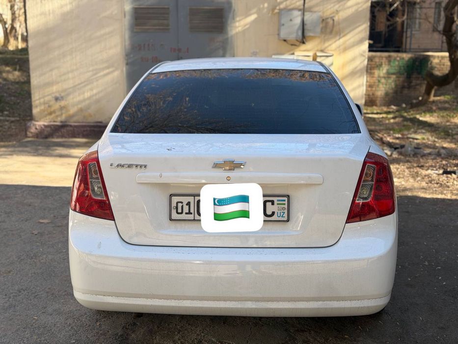 Gentra 1.5 Xolati yaxshi kraskalari bor