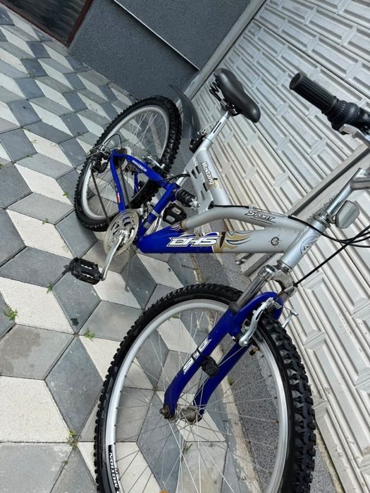 Bicicletă DHS Mustang Sport – 26 inch – Suspensie Dublă