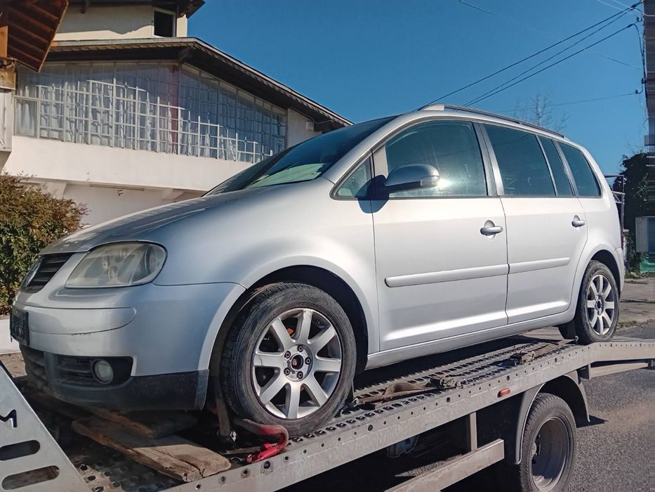 VW Touran 1.9tdi BKC 6 скорости Туаран