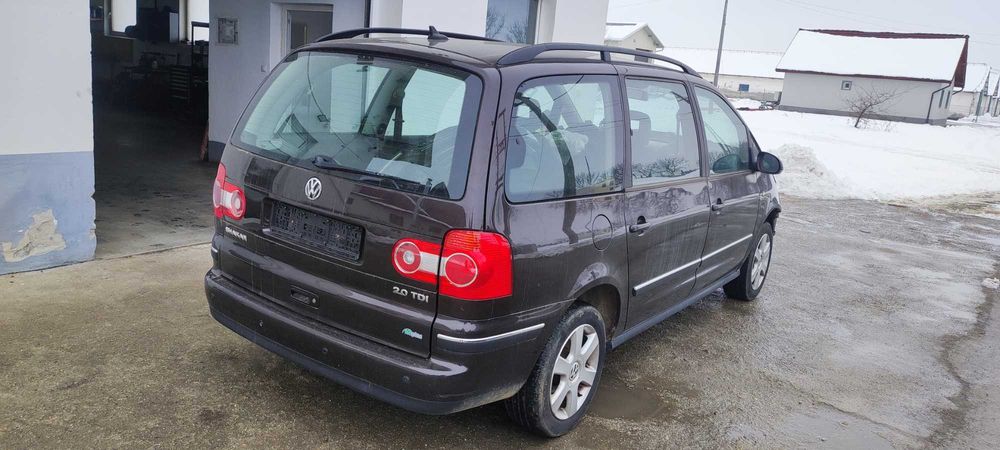 Dezmembrez volkswagen sharan 2.0 BRT cutie manuala 6t JBN culoare LB4V