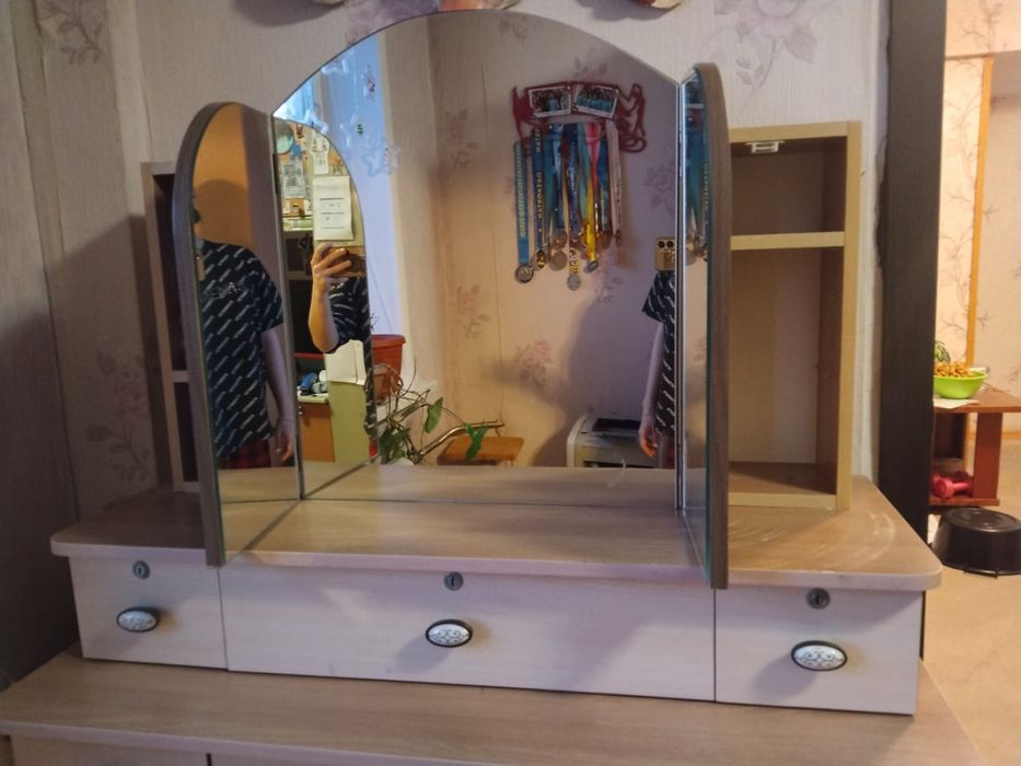 Туалетный столик