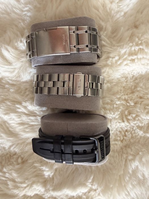 Vand 3 ceasuri : Fossil, Timex, Festina