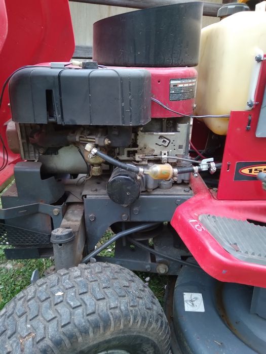 Tractor tuns iarba 15.5