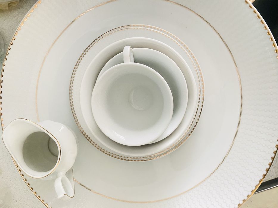 Продам посуды 138 персон