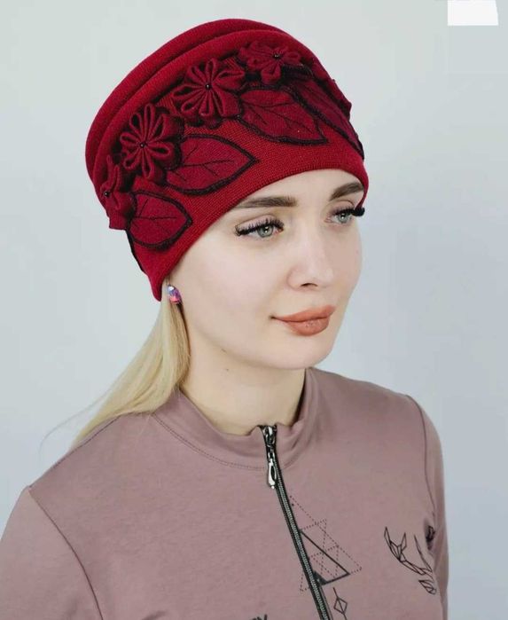 Шапка женская оригинальная