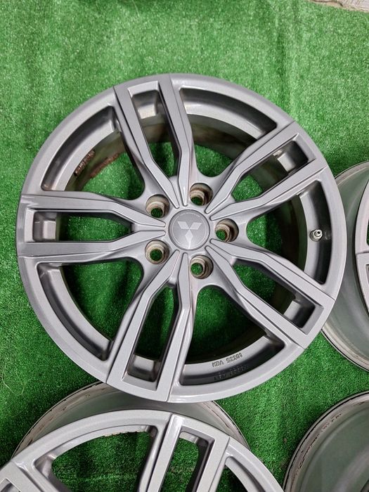 Мицубиши-17цола-5/114,3-оригинални-с датчици