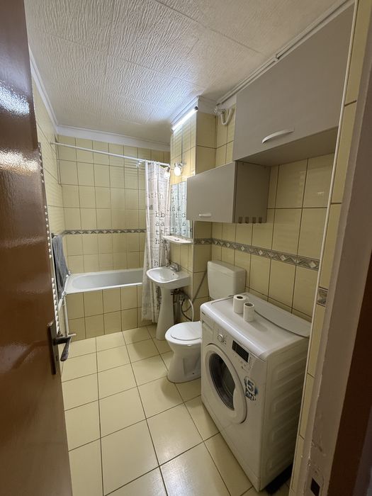 Inchiriez apartament 2 camere Mihai Viteazu
