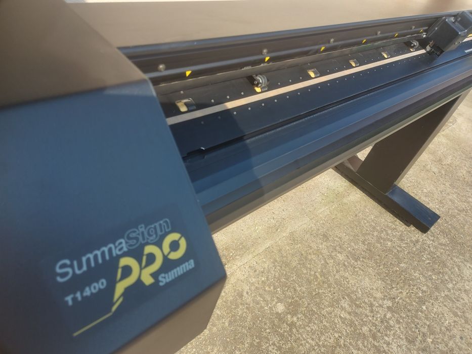 Cutter plotter Summa T1400 pro OPOS Arad • OLX.ro