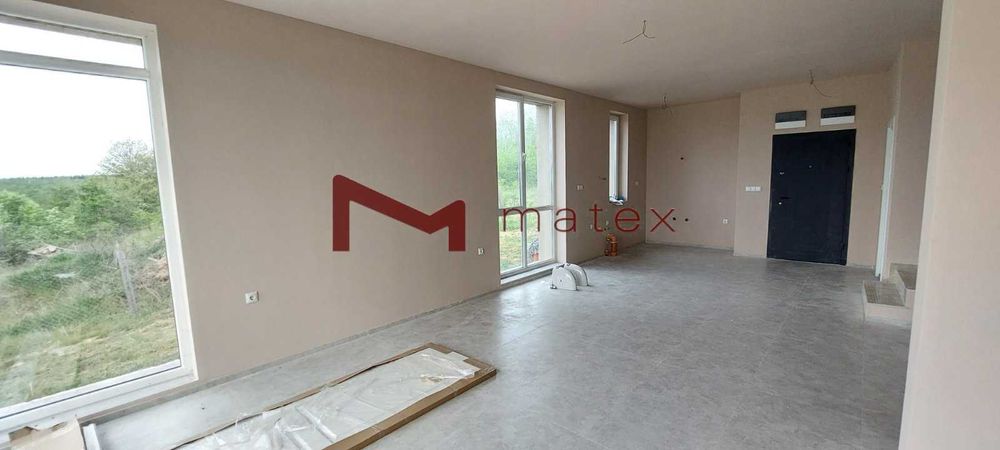 Продава се Къща в с. Приселци, Област Варна - 160 кв.м за 1438 €/кв.м - Снимка #3