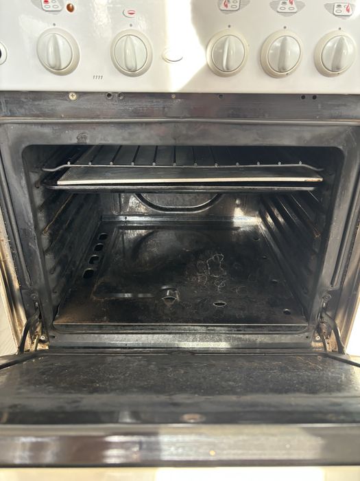 Продам Газ плиту GEFEST