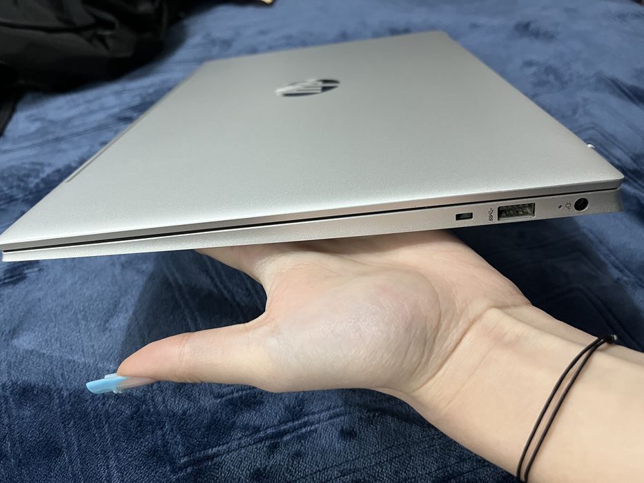 Laptop HP Pavilion 15-eh1xxx – Performant și ca nou