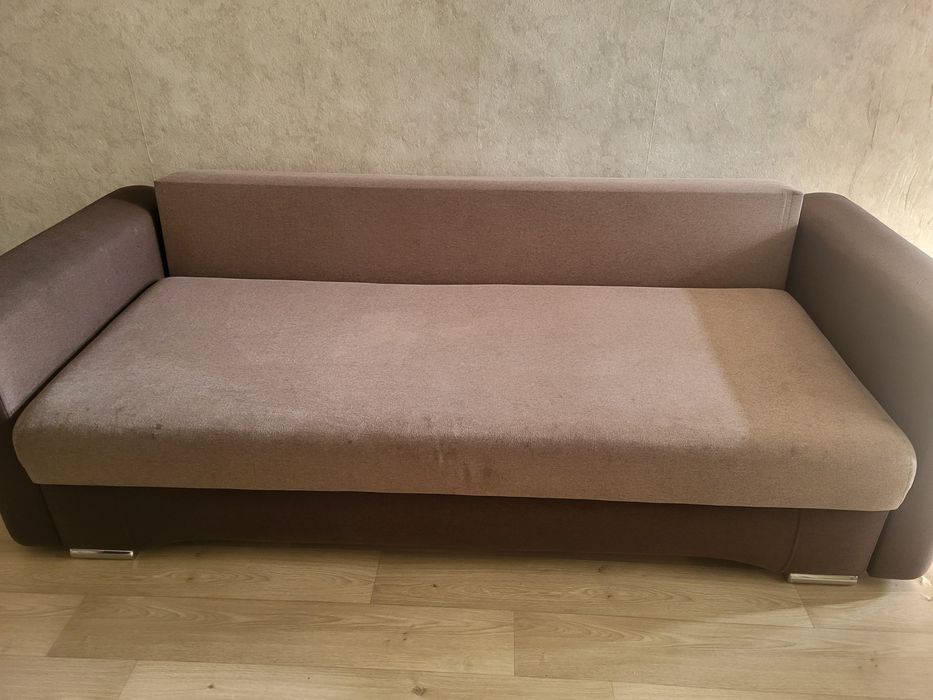 Продам диван в отличном состоянии. Euromebel.