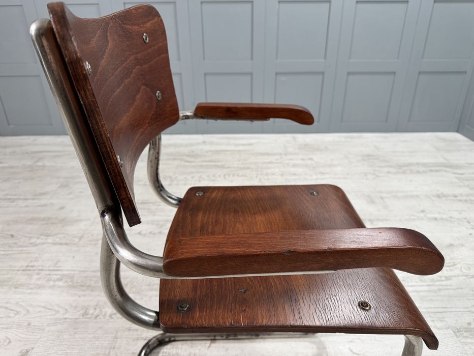 Винтидж стол по дизайн на Mart Stam Р407