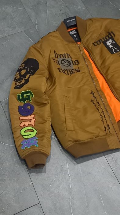 Ново яке Black Squad