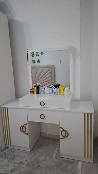 Спальный гарнитур Новый