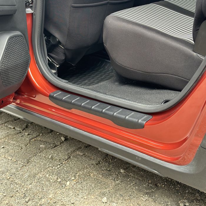 Protectii praguri Dacia Jogger , fata spate