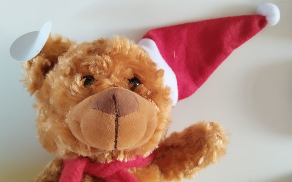 Pluș ursuleț Moș Crăciun