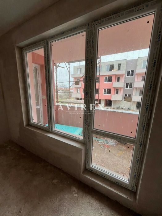 Оферта 03192 - Двустаен апартамент за продажба в кв. Остромила