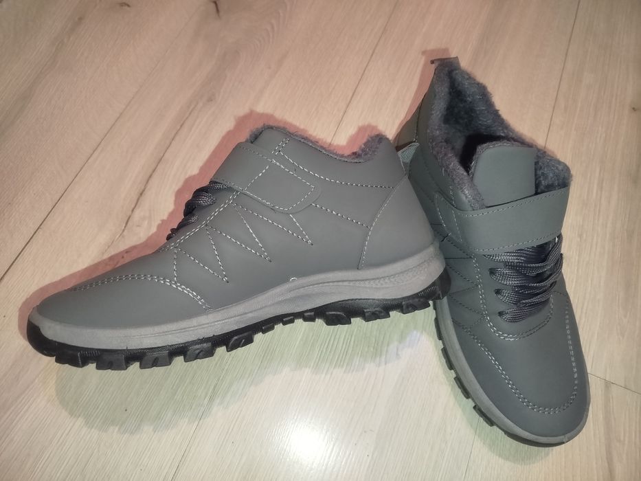 Кроссовки 39 размер