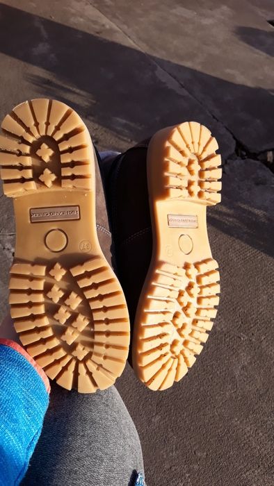 Ghete din piele, in stare excelentă, mar. 37