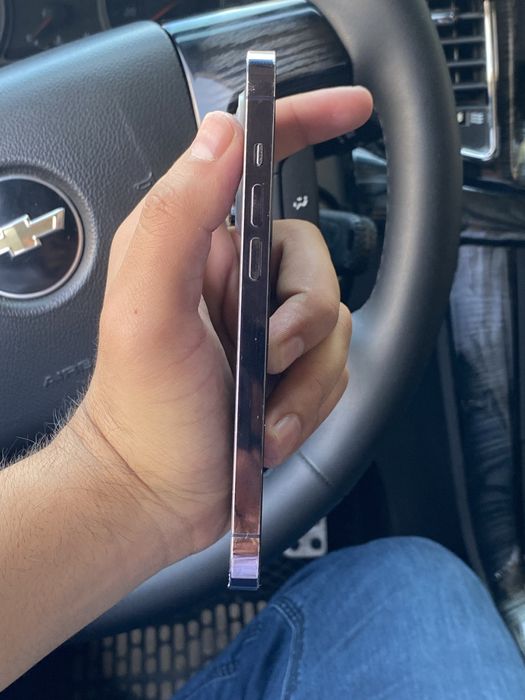 IPhone 14 Pro 128 tali zor holatda 77%