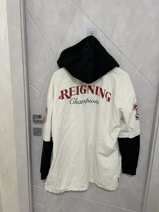 Толстовки женские