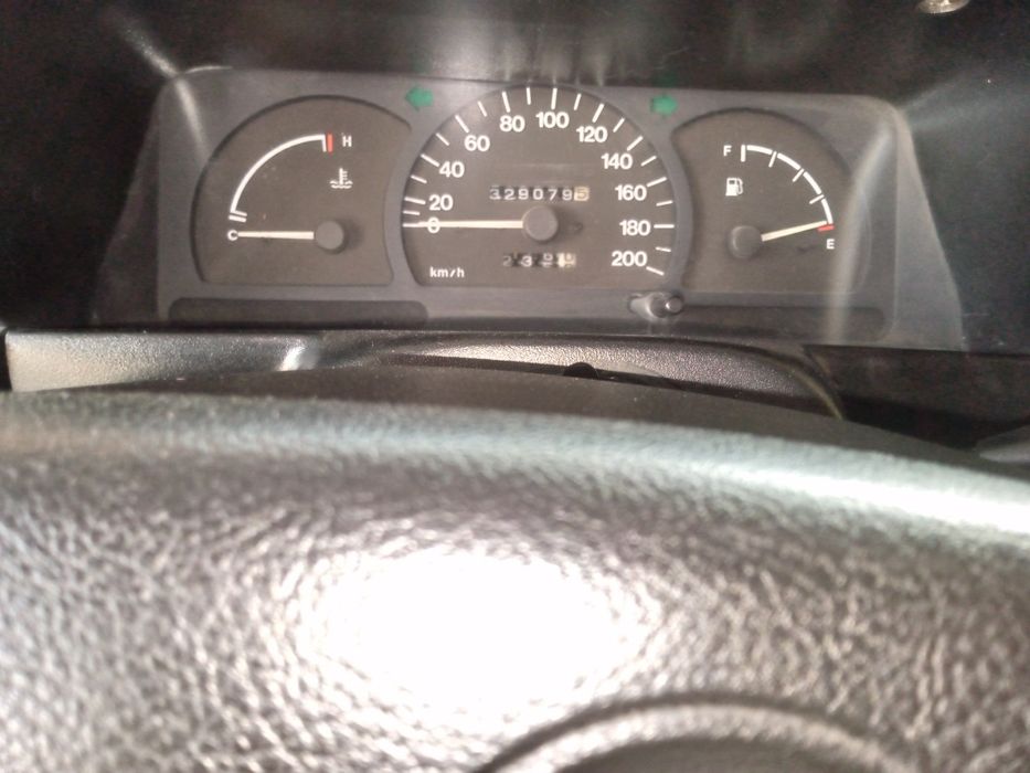 Nexia 1 1997yilgi benzinda