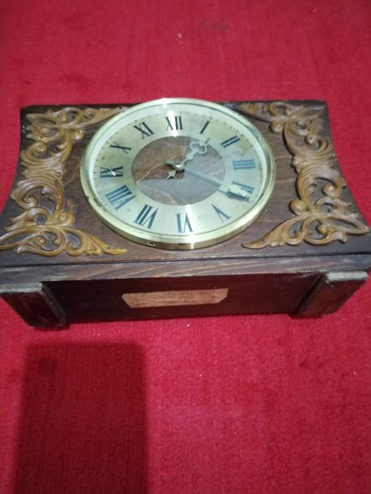 Кадимги ретро соатлар