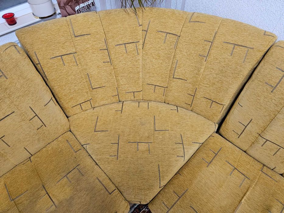 Ъглов диван разтегателен