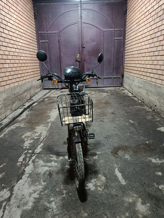 Elektron skuter sotiladi