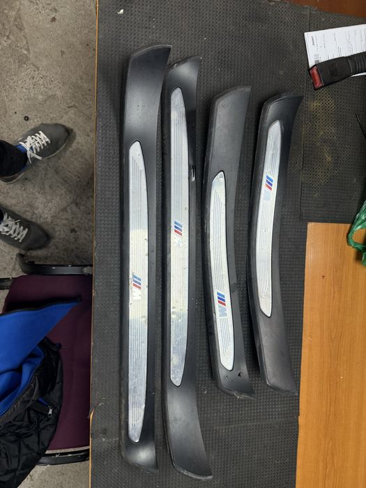 М вътрешни прагове/лайсни БМВ Е60 Е61