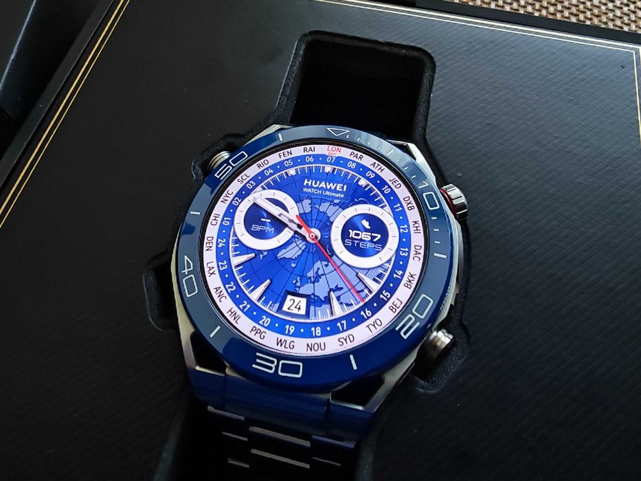 Продавам Huawei Watch Ultimate Titanium