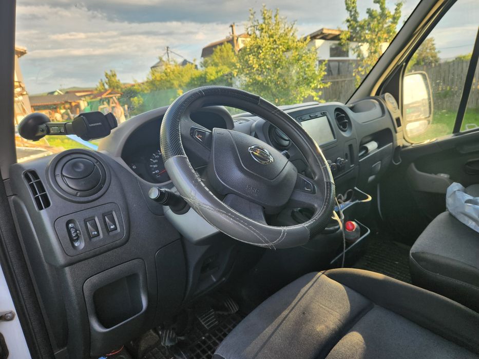 Nissan NV400.  EURO 6