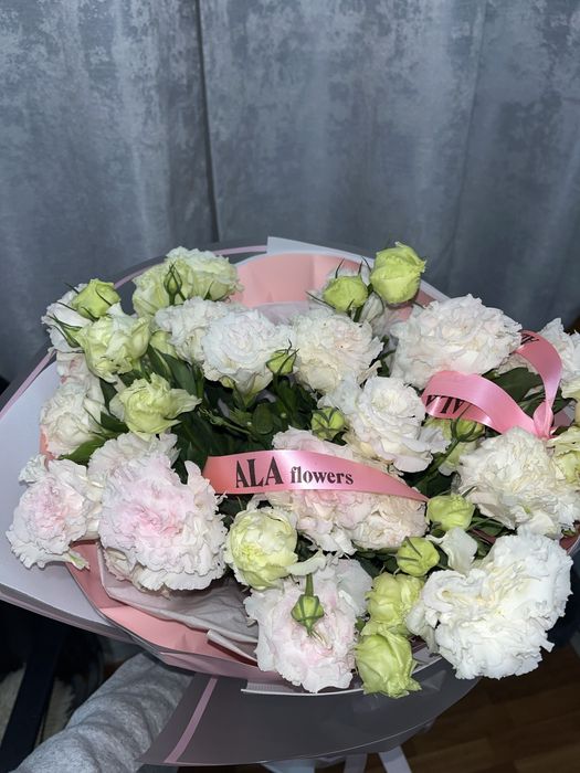 Цветы эустома (лизиантус)