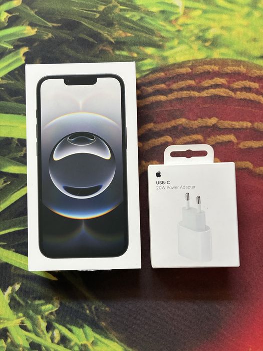 Iphone 16e 24м. Гаранция 128 gb Айфон 16е 128 гб