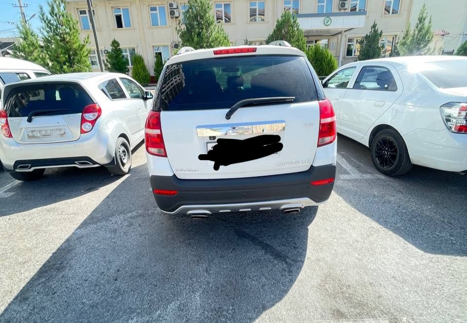 Srochna sotiladi Captiva 3 2014