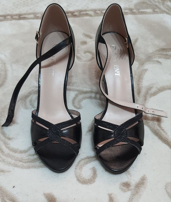 Sandale imitație de piele 40