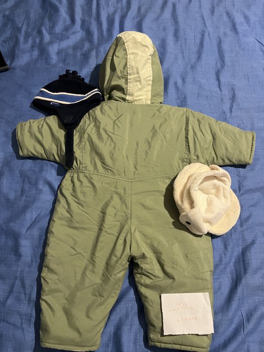 обща цена за всички дрешки 8 евро, възраст  6-9 месеца ръст 74